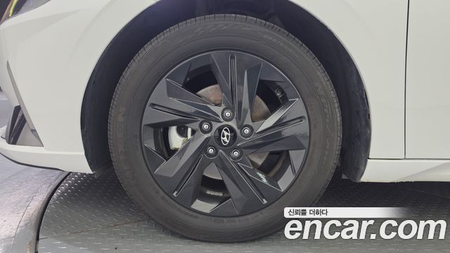 Hyundai AVANTE Smart — пробег 62 019 км — фото 5 из 5