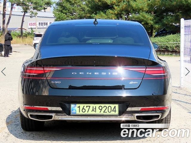 Genesis G90 Gasoline 3.5 Turbo e-S/C AWD LWB — пробег 31 888 км — фото 4 из 5