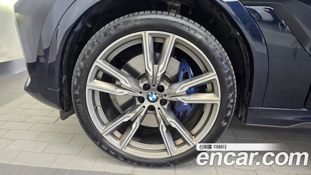 BMW X6 M50i — пробег 78 584 км — фото 5 из 5