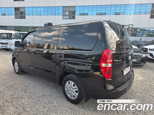 Hyundai Starex 3-Seater VAN Smart Special — пробег 51 955 км — фото 2 из 5