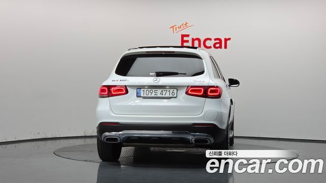 Mercedes-Benz GLC-Class GLC300e 4MATIC — пробег 85 886 км — фото 4 из 5