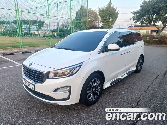 Kia Carnival из Кореи Encar