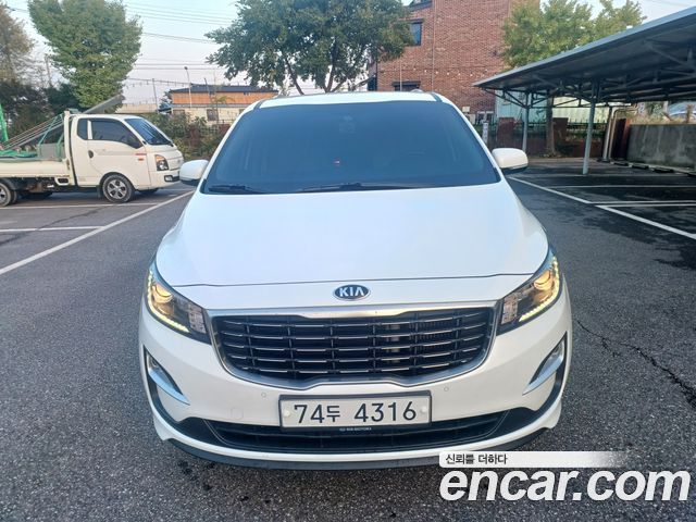 Kia Carnival из Кореи Encar