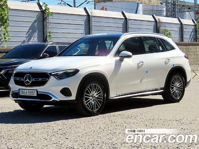 Mercedes-Benz GLC-Class GLC220 d 4MATIC — пробег 3 230 км — фото 2 из 5