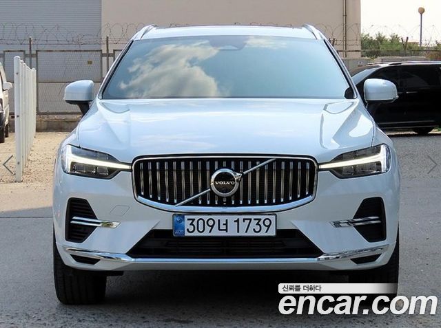 Volvo XC60 T8 Ultra Bright — пробег 14 026 км — фото 1 из 5
