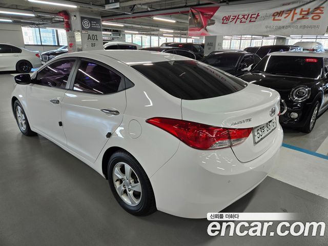 Hyundai AVANTE M16 GDI Luxury — пробег 113 354 км — фото 5 из 5
