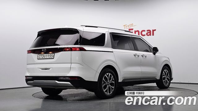 Kia Carnival из Кореи Encar