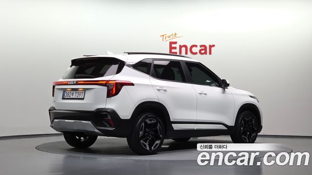 Kia Seltos из Кореи Encar