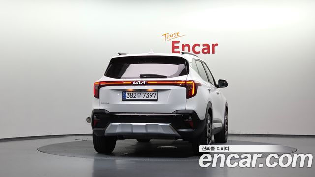 Kia Seltos из Кореи Encar