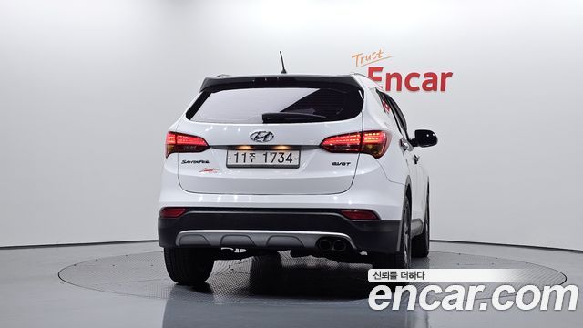 Hyundai Santafe Diesel(e-VGT) 2.0 2WD Premium — пробег 182 515 км — фото 4 из 5