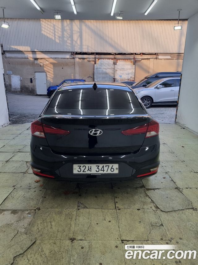 Hyundai AVANTE 1.6 Premium — пробег 66 889 км — фото 3 из 5