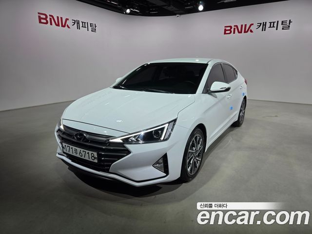 Hyundai AVANTE 1.6 Smart Choice — пробег 68 407 км — фото 1 из 5