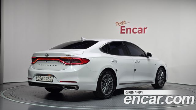 Hyundai Grandeur из Кореи Encar