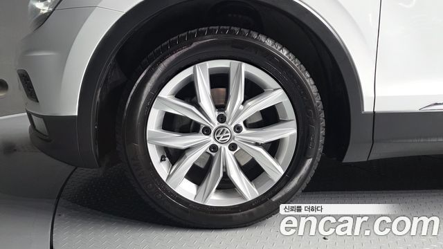 Volkswagen Tiguan из Кореи Encar