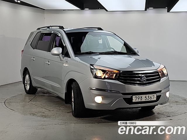 Ssangyong KORANDO 4WD TX 11-seater — пробег 156 000 км — фото 2 из 5