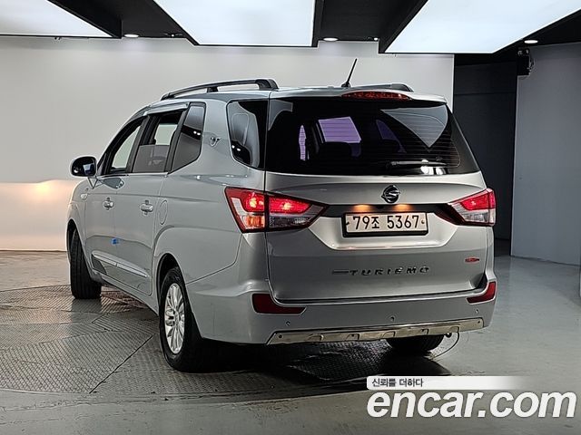 Ssangyong KORANDO 4WD TX 11-seater — пробег 156 000 км — фото 3 из 5