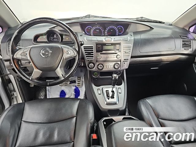 Ssangyong KORANDO 4WD TX 11-seater — пробег 156 000 км — фото 5 из 5