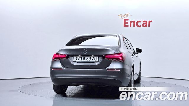 Mercedes-Benz A-Class из Кореи Encar