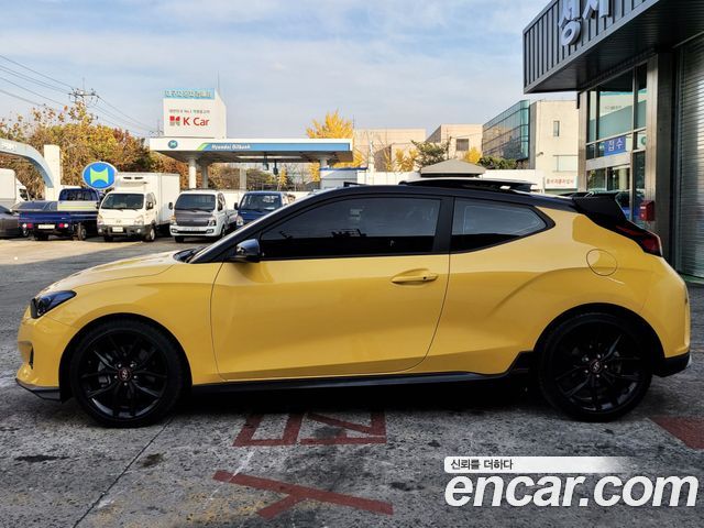 Hyundai Veloster 1.6 Turbo Sport Core — пробег 43 330 км — фото 4 из 5