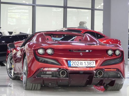 Ferrari F8 3.9 V8 — пробег 8 500 км — фото 3 из 5