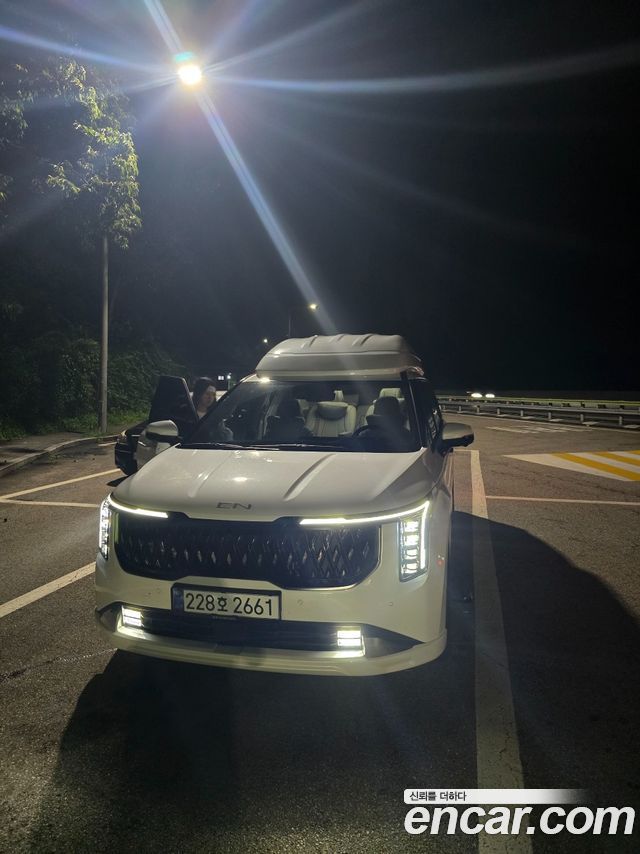 Kia Carnival 9-Seater Hi Limousine (Special Vehicle) — пробег 53 000 км — фото 2 из 5