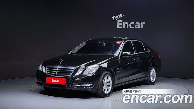 Mercedes-Benz E-Class E200 CGI — пробег 90 595 км — фото 1 из 5