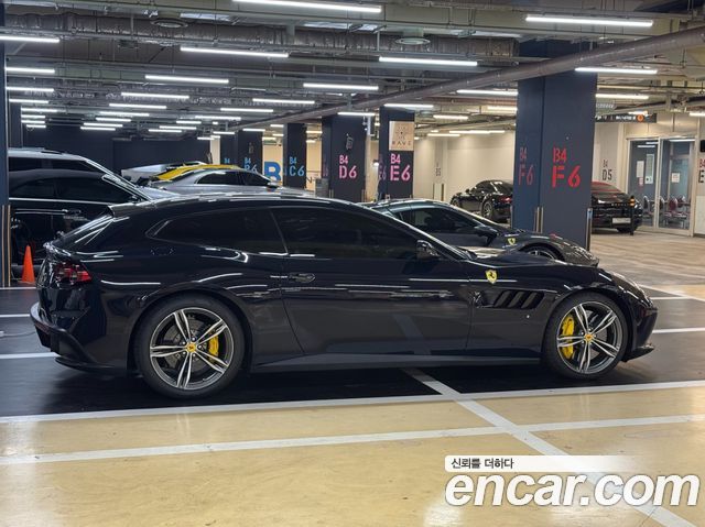 Ferrari GTC4 Lusso из Кореи Encar