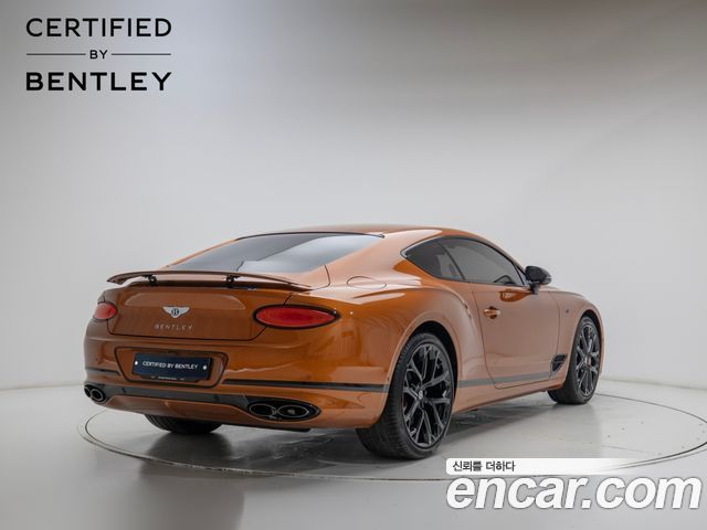 Bentley Continental 4.0 GTS — пробег 1 972 км — фото 4 из 5