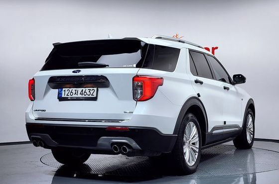Ford Explorer 3.0 PHEV — пробег 78 755 км — фото 2 из 5