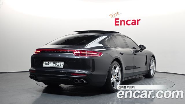 Porsche Panamera 3.0 AWD — пробег 34 615 км — фото 2 из 5
