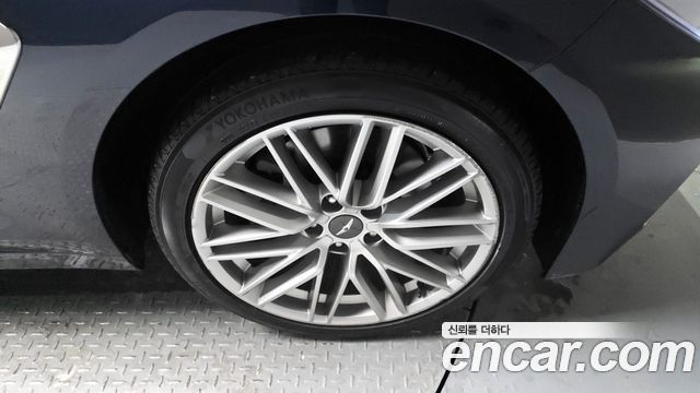 Genesis G70 из Кореи Encar