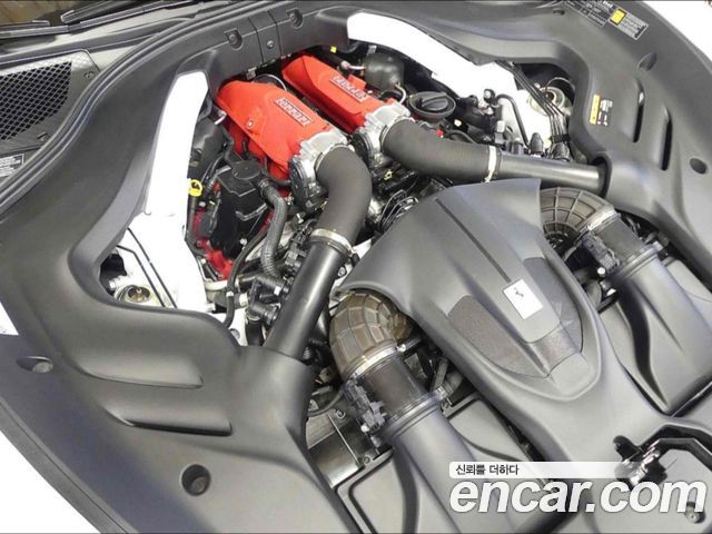 Ferrari Roma из Кореи Encar