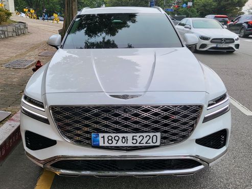 Genesis GV80 2.5T Gasoline AWD — пробег 1 300 км — фото 1 из 5