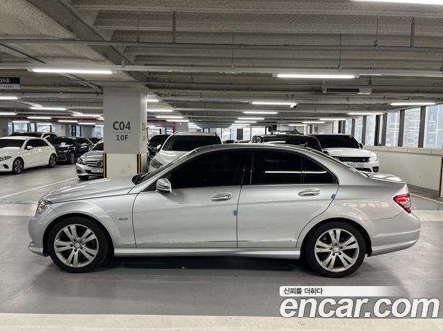 Mercedes-Benz C-Class C200 CGI AVANTGARDE — пробег 71 891 км — фото 4 из 5