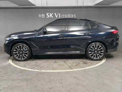 BMW X6 xDrive40i M Sport — пробег 13 050 км — фото 5 из 5