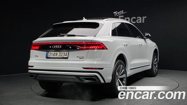 Audi Q8 из Кореи Encar