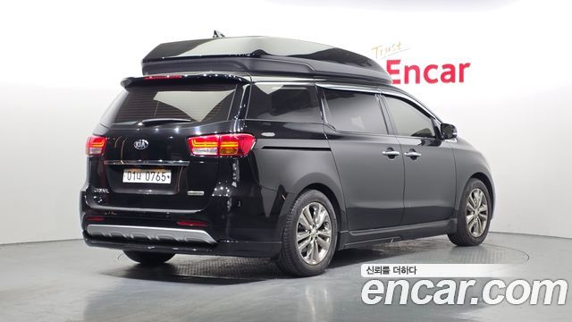 Kia Carnival из Кореи Encar