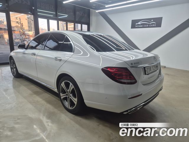 Mercedes-Benz E-Class E300 4MATIC AV Intelligent Drive — пробег 95 113 км — фото 4 из 5
