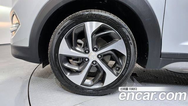 Hyundai Tucson из Кореи Encar