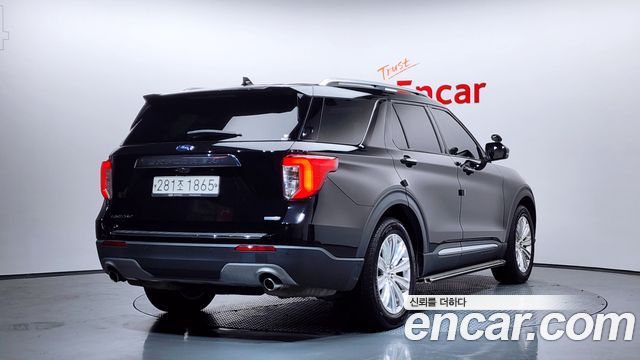 Ford Explorer 2.3 LimIted 4WD — пробег 96 201 км — фото 2 из 5
