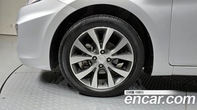 Hyundai Accent из Кореи Encar