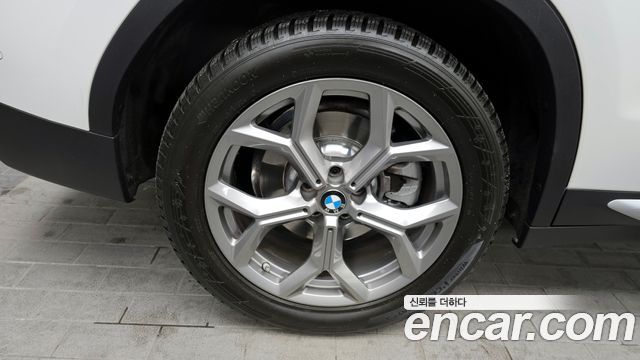 BMW X3 xDrive 20i — пробег 35 866 км — фото 5 из 5