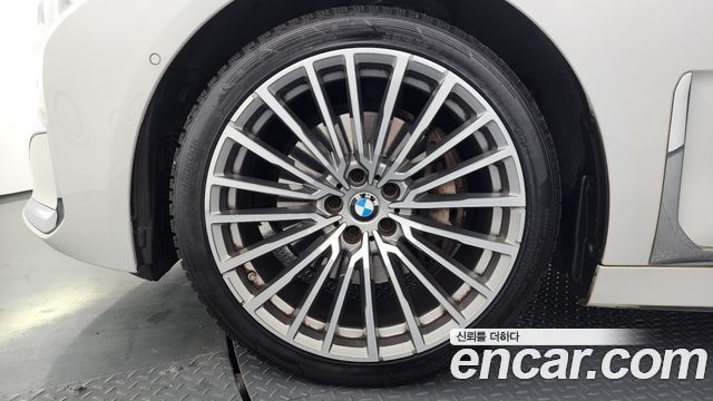 BMW 7-Series из Кореи Encar