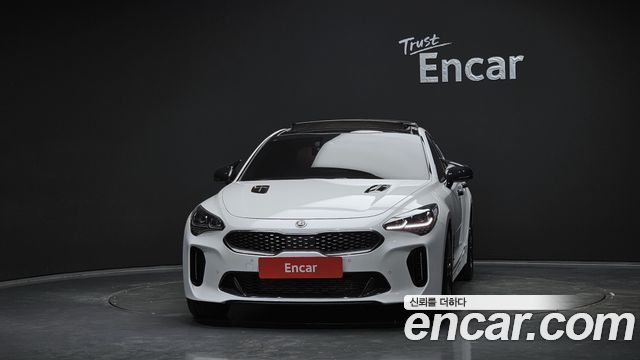 Kia Stinger из Кореи Encar