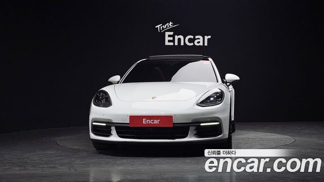 Porsche Panamera 3.0 AWD — пробег 90 337 км — фото 3 из 5