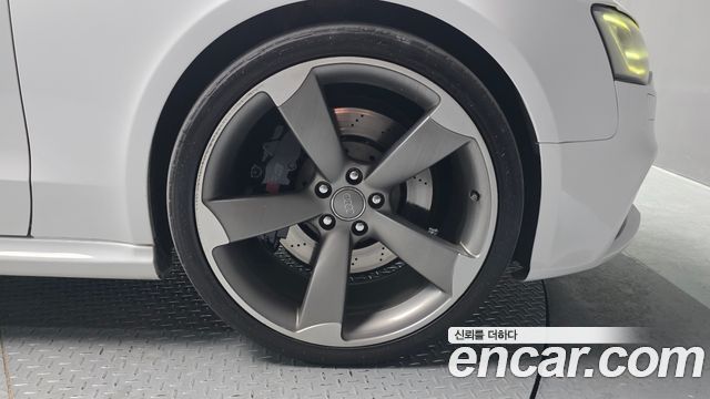 Audi RS5 из Кореи Encar