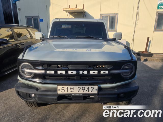 Ford Bronco 2.3 Outer Banks — пробег 13 000 км — фото 1 из 5