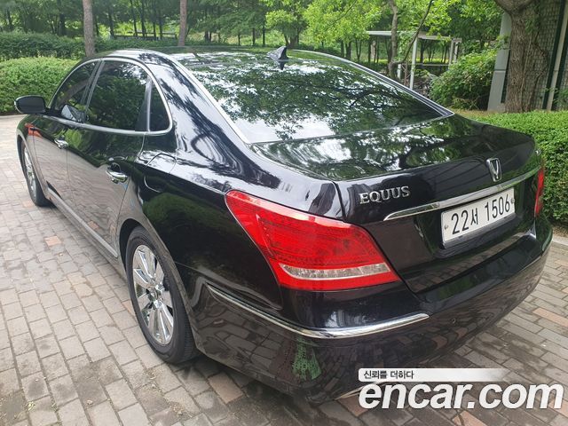 Hyundai Equus VS380 PRIME — пробег 158 000 км — фото 4 из 5