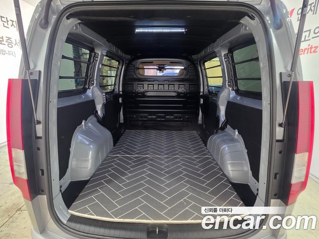 Hyundai Staria из Кореи Encar