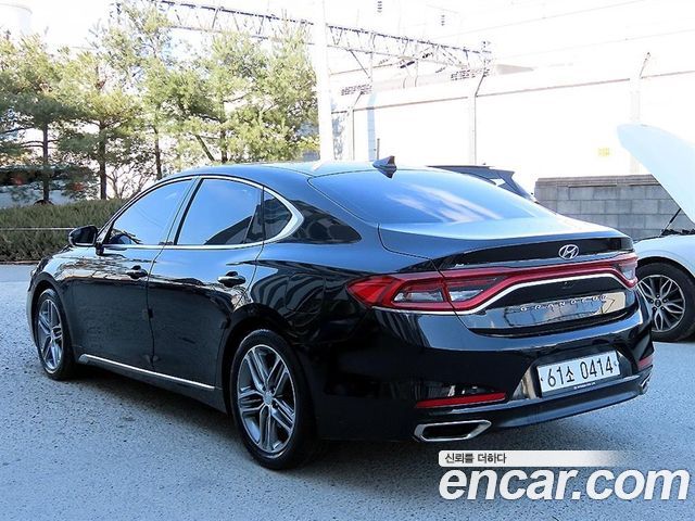 Hyundai Grandeur 2.4 Premium Special — пробег 98 054 км — фото 2 из 5
